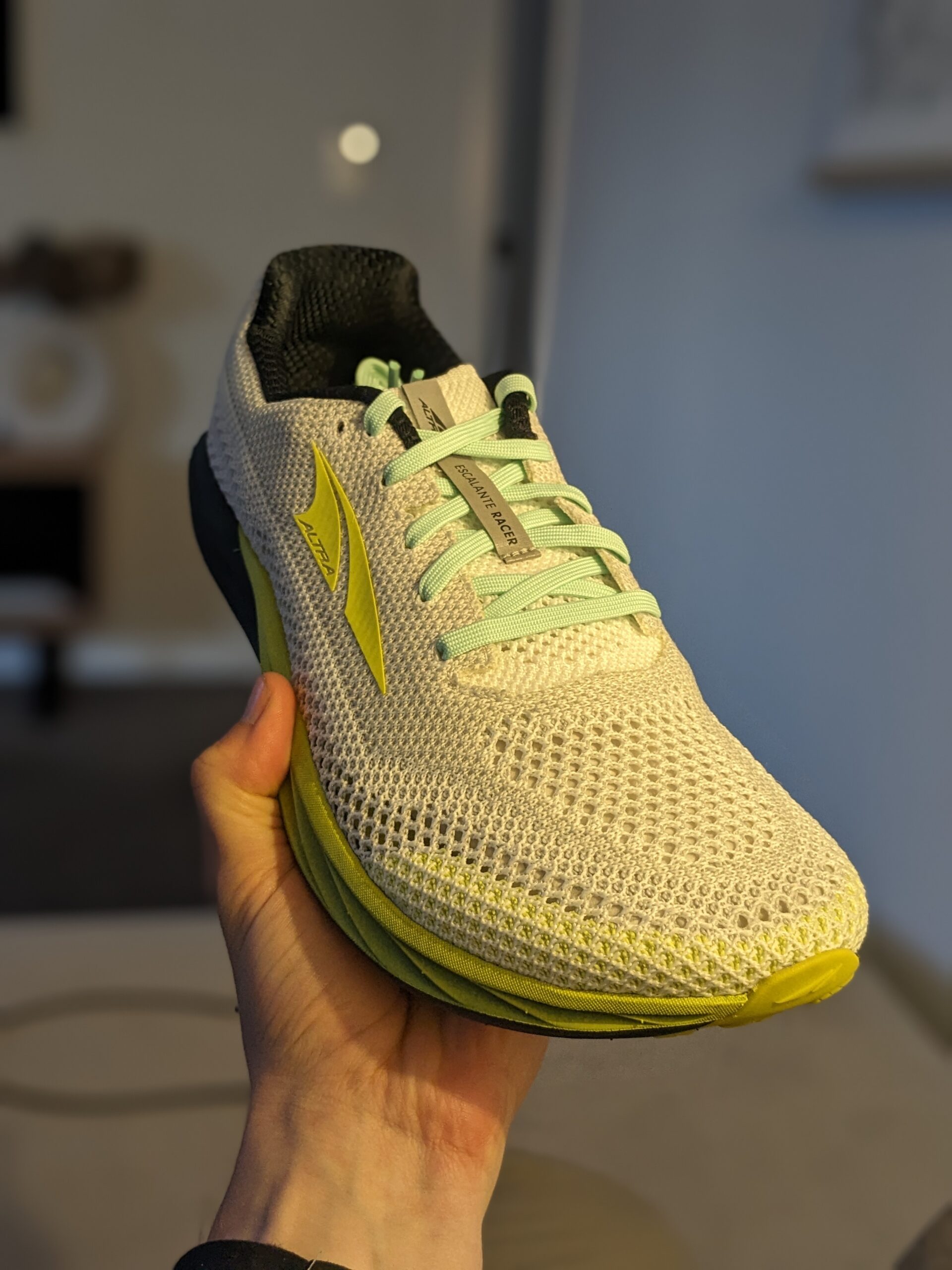 Altra Escalante Racer 2 Profile