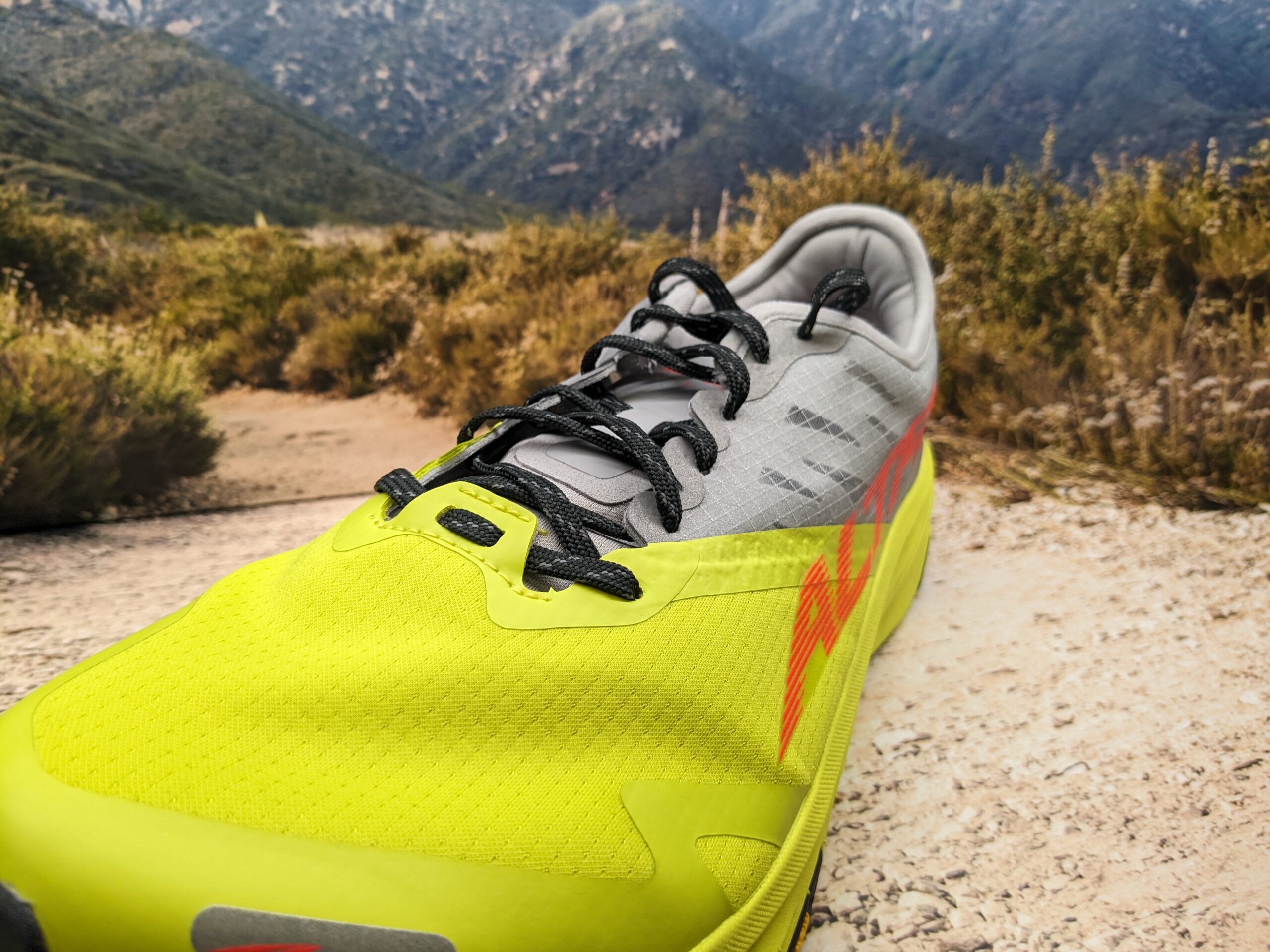 Altra Mont Blanc Carbon upper