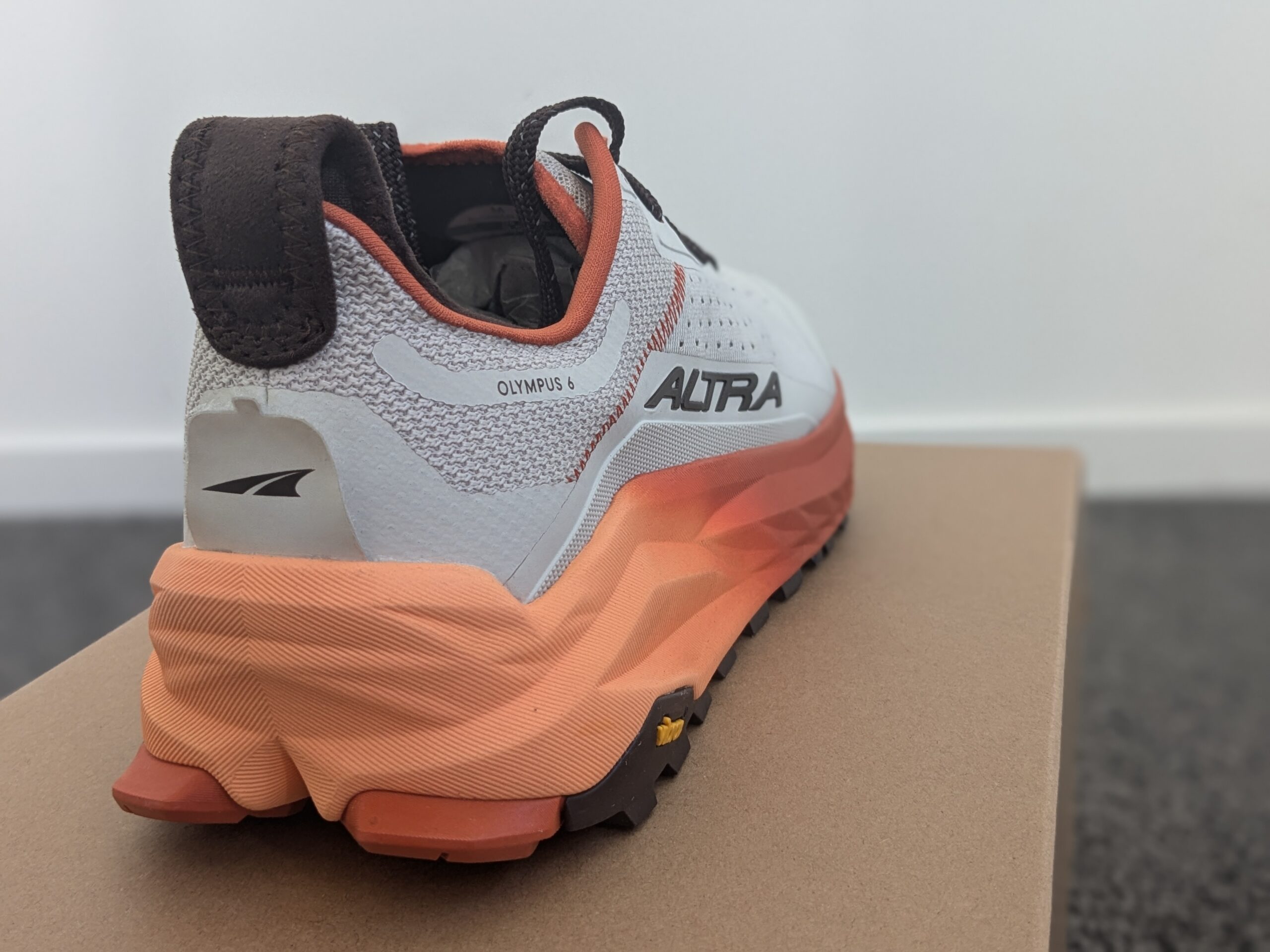 Altra Olympus 6 Heel