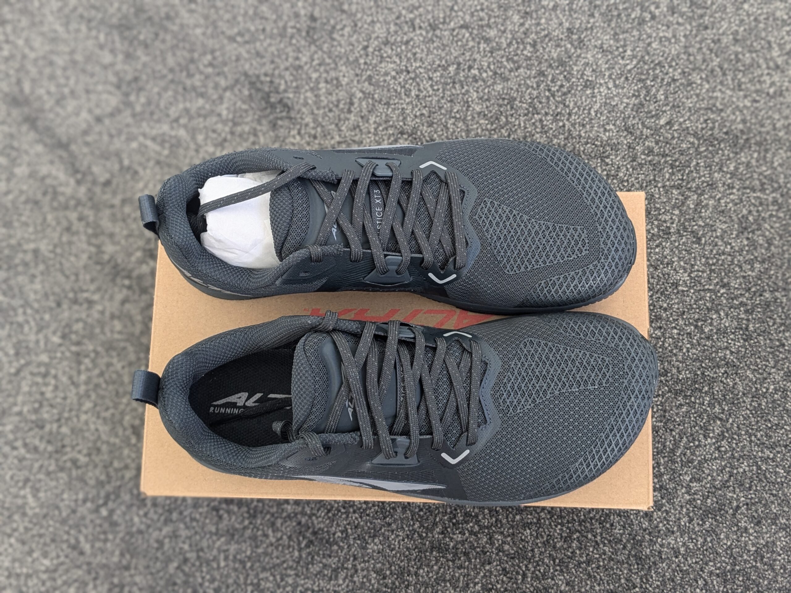 Altra Solstice XT 3 fit showing the wide toe box