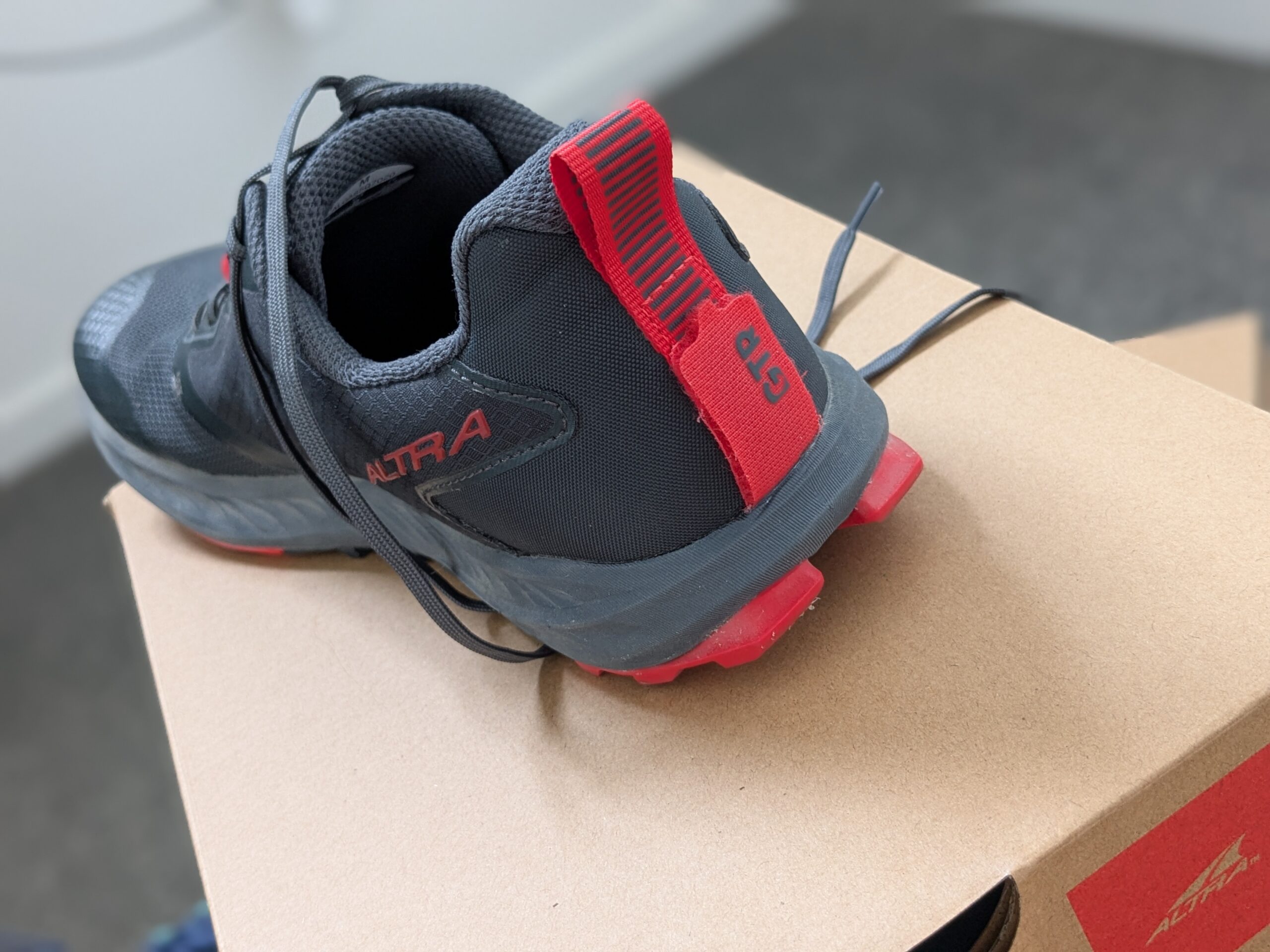 altra superior 7 heel