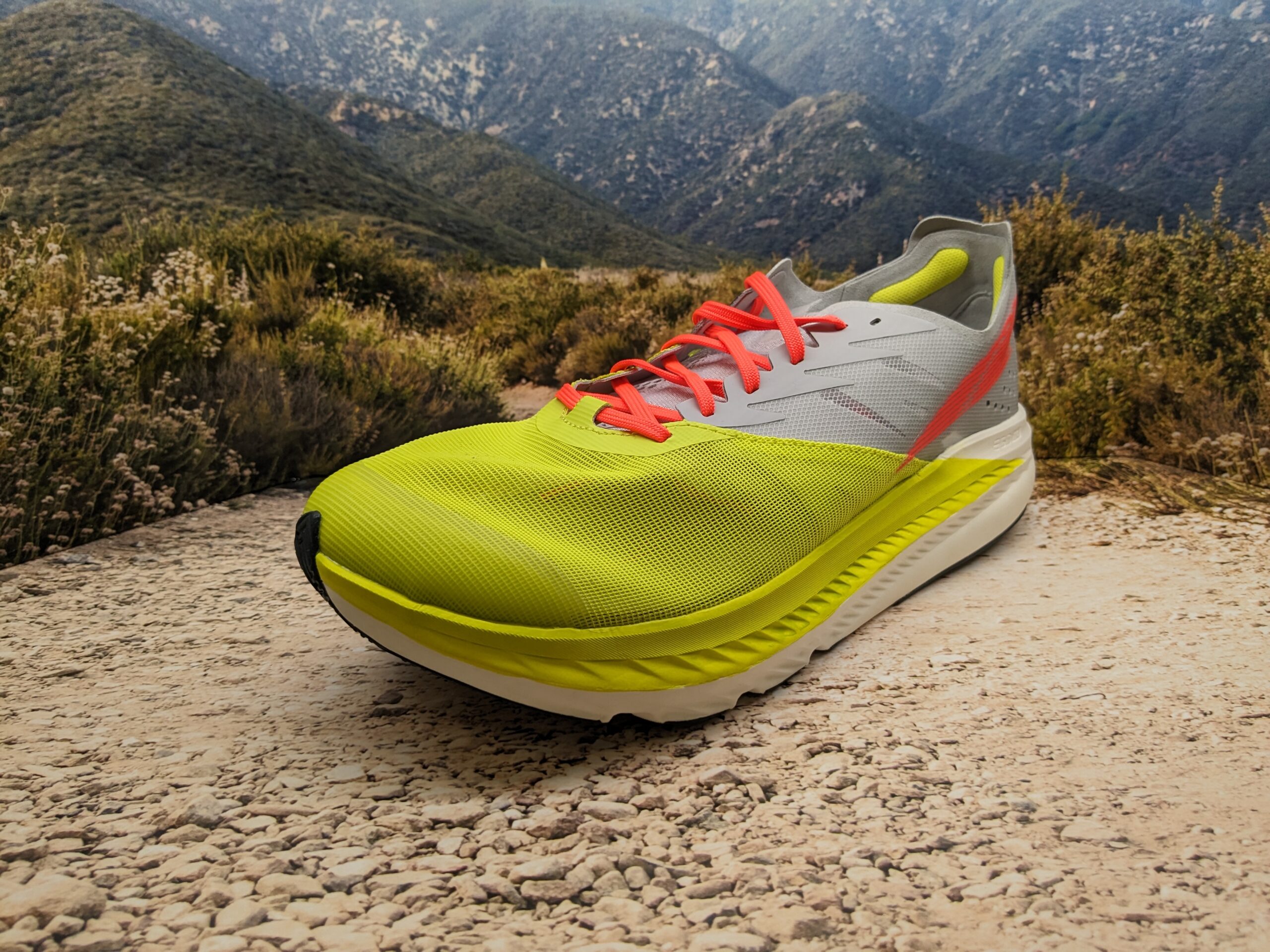 Altra Vanish Carbon Hero