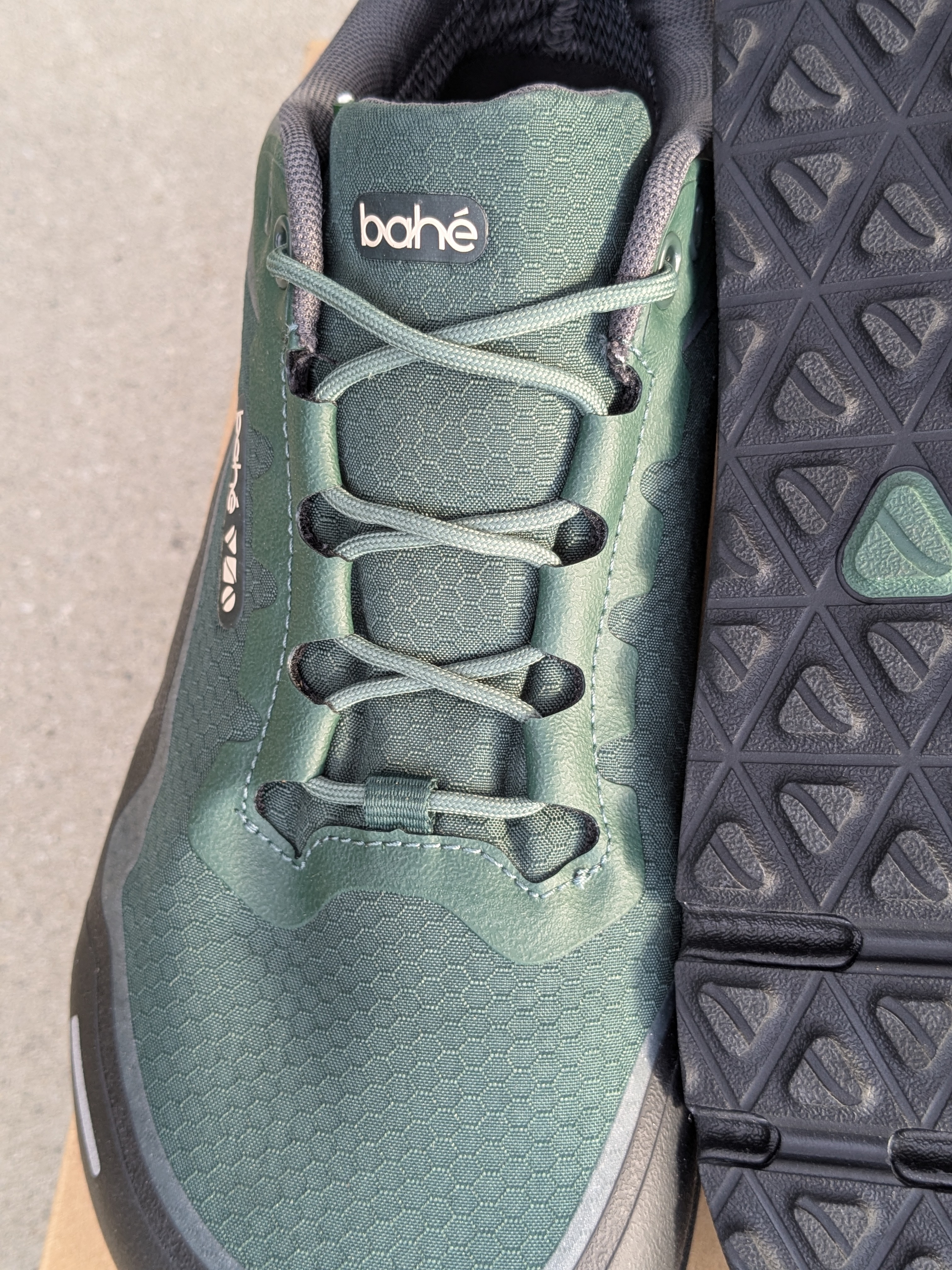 Bahé Rewild waterproof membrane detail showing construction and seam sealing