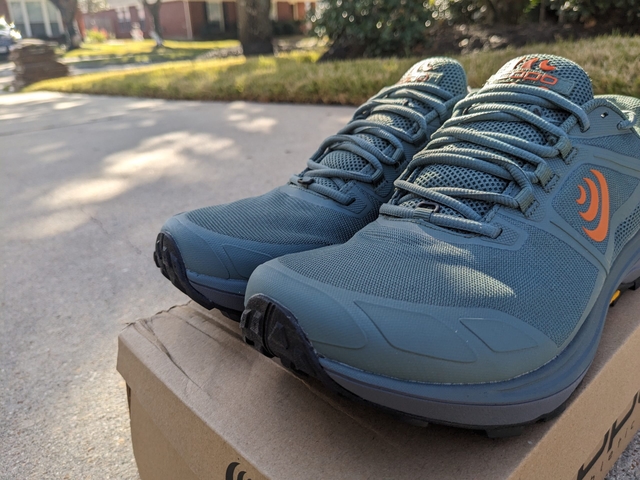 Barefoot vs Traditional Running Shoes: A Comprehensive Guide for Runners