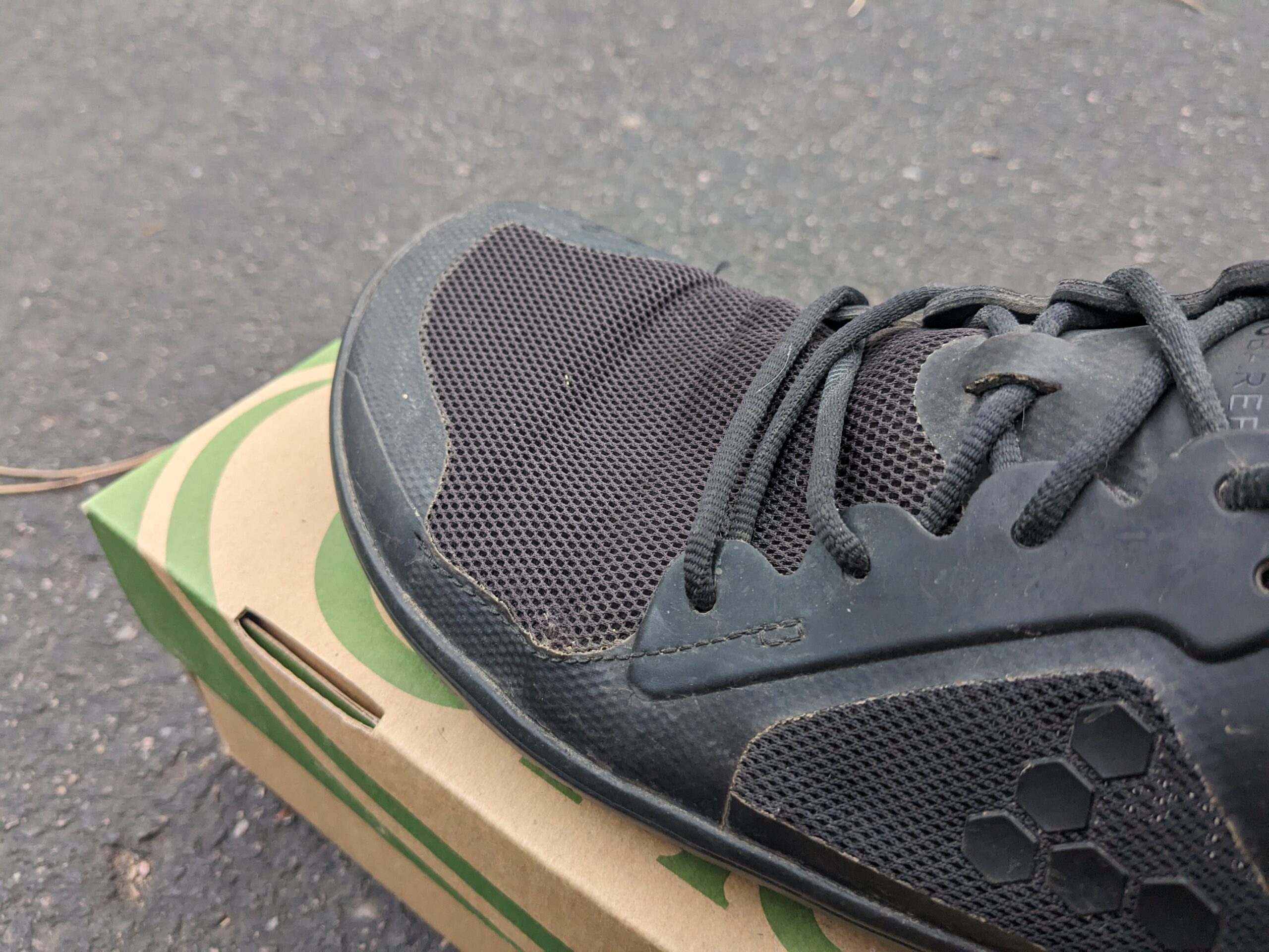 Vivobarefoot Primus Lite III durable upper construction with recycled materials