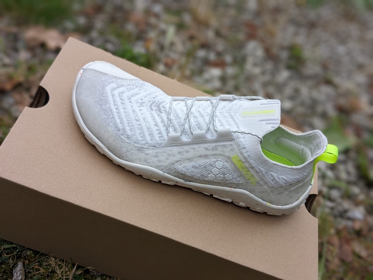 Vivobarefoot Primus Trail vs. Primus Trail Knit – Similar shoes with different uppers?