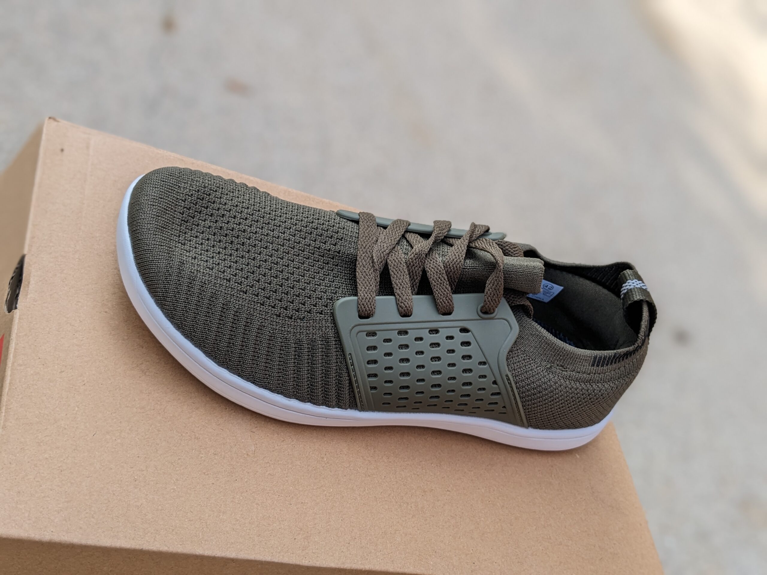 Whitin casual minimal style