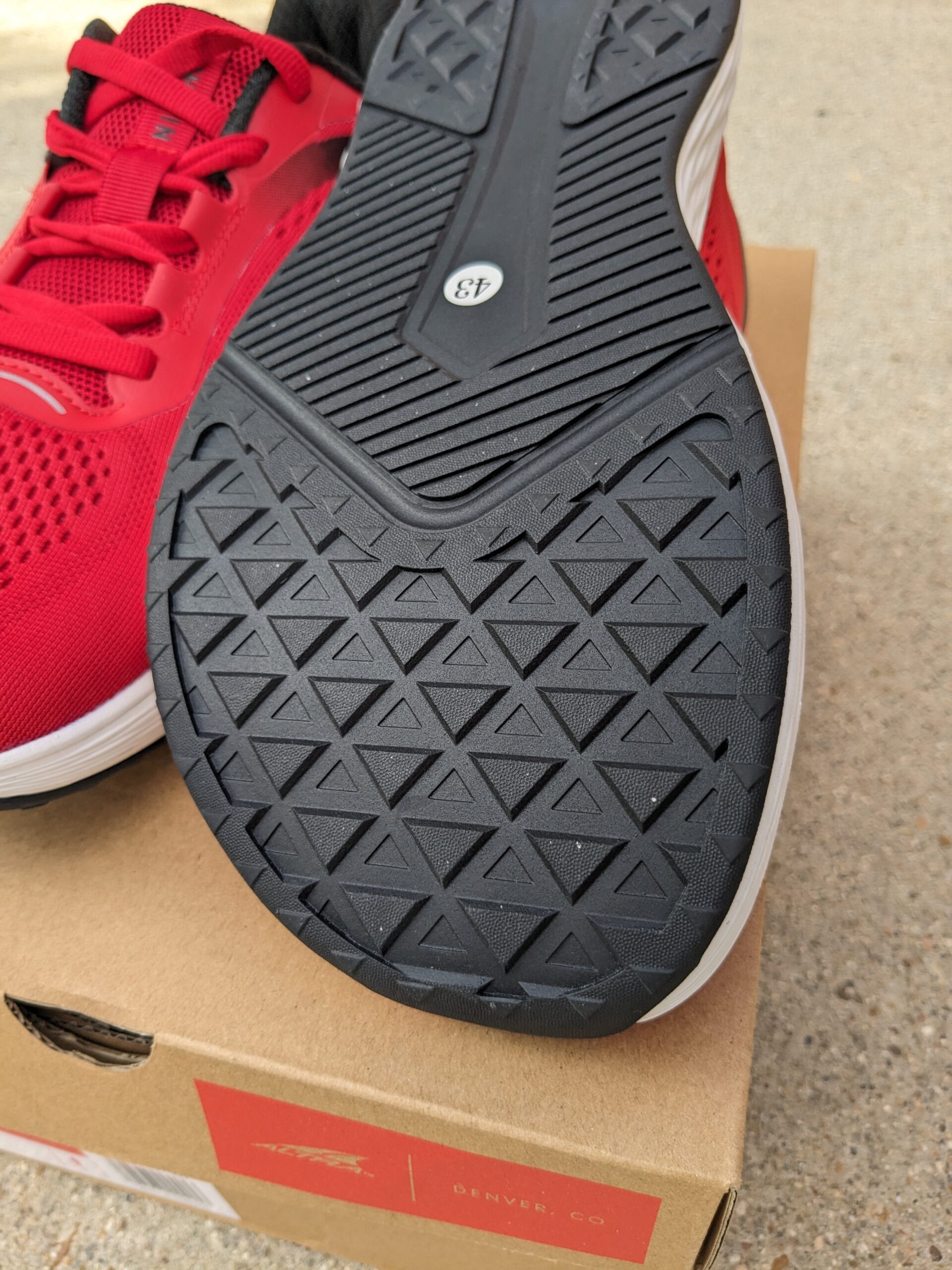 WHITIN zero Drop outsole