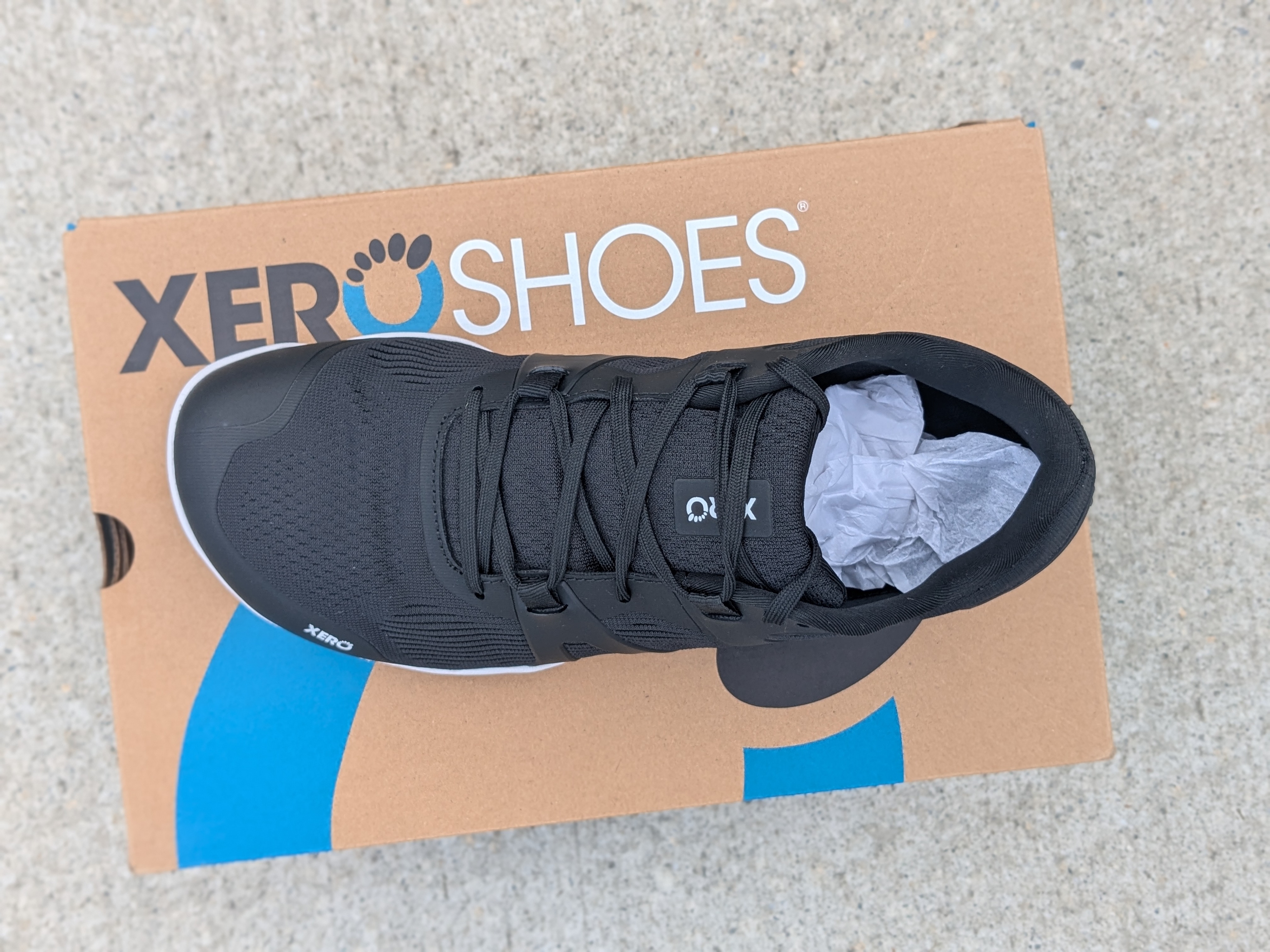 Xero Shoes 360 Rally top-down view showing toe box width