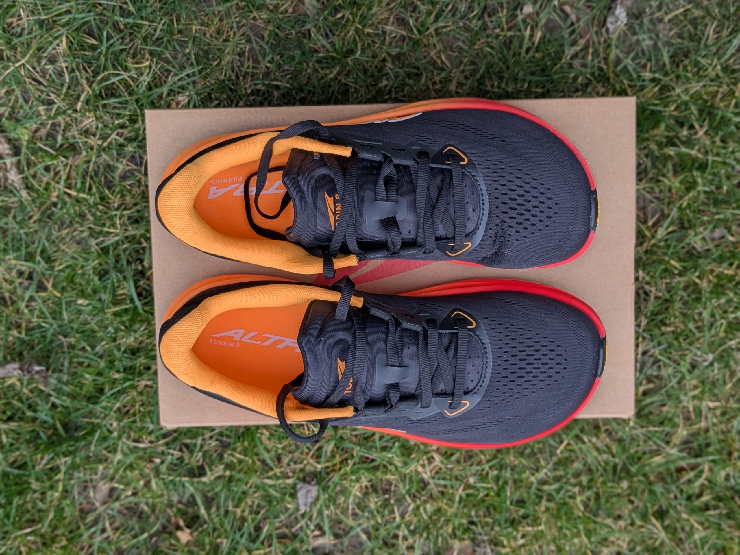 Altra Torin 9 pair viewed from above on the shoe box