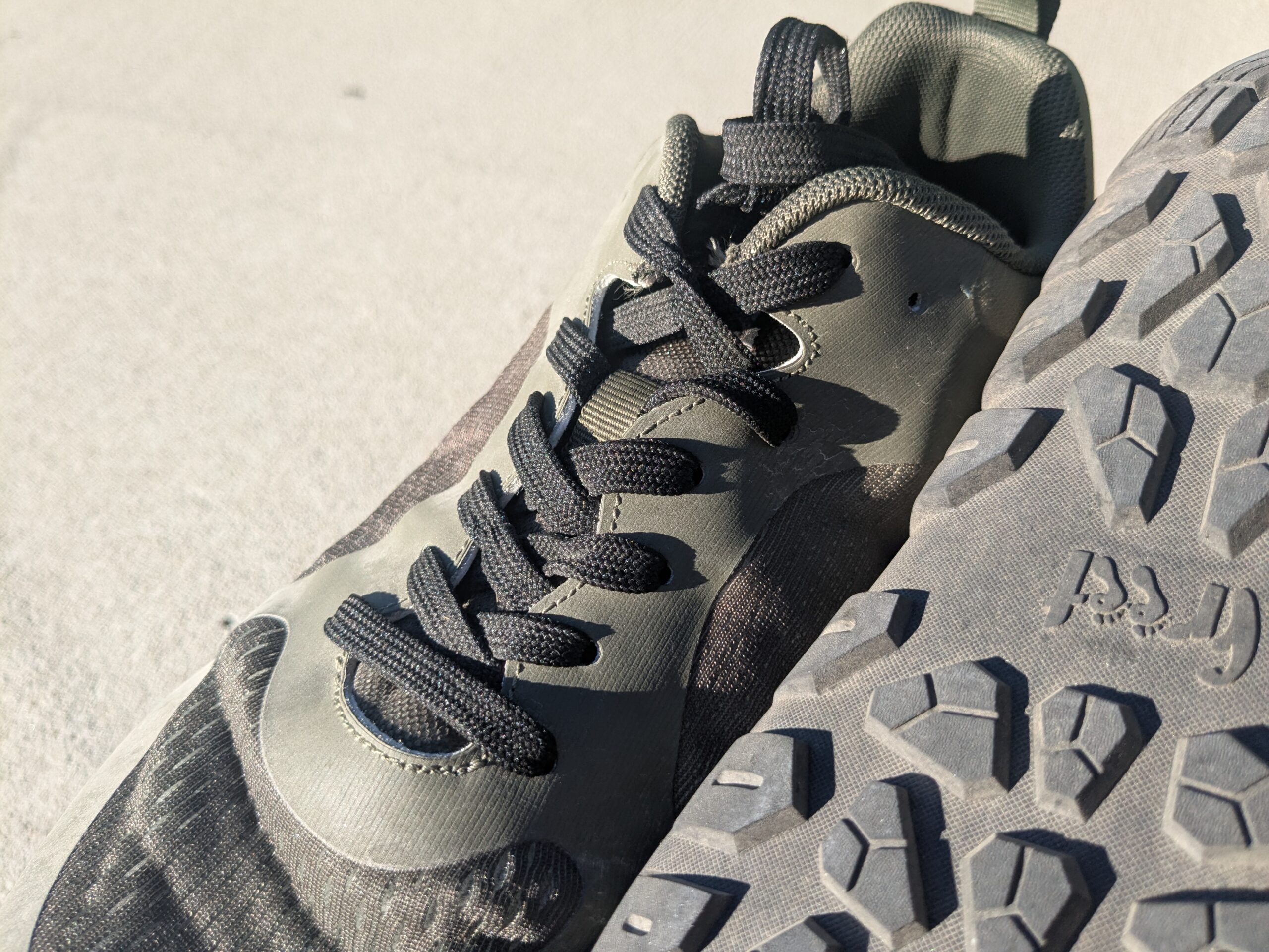 freet feldom 2 lacing