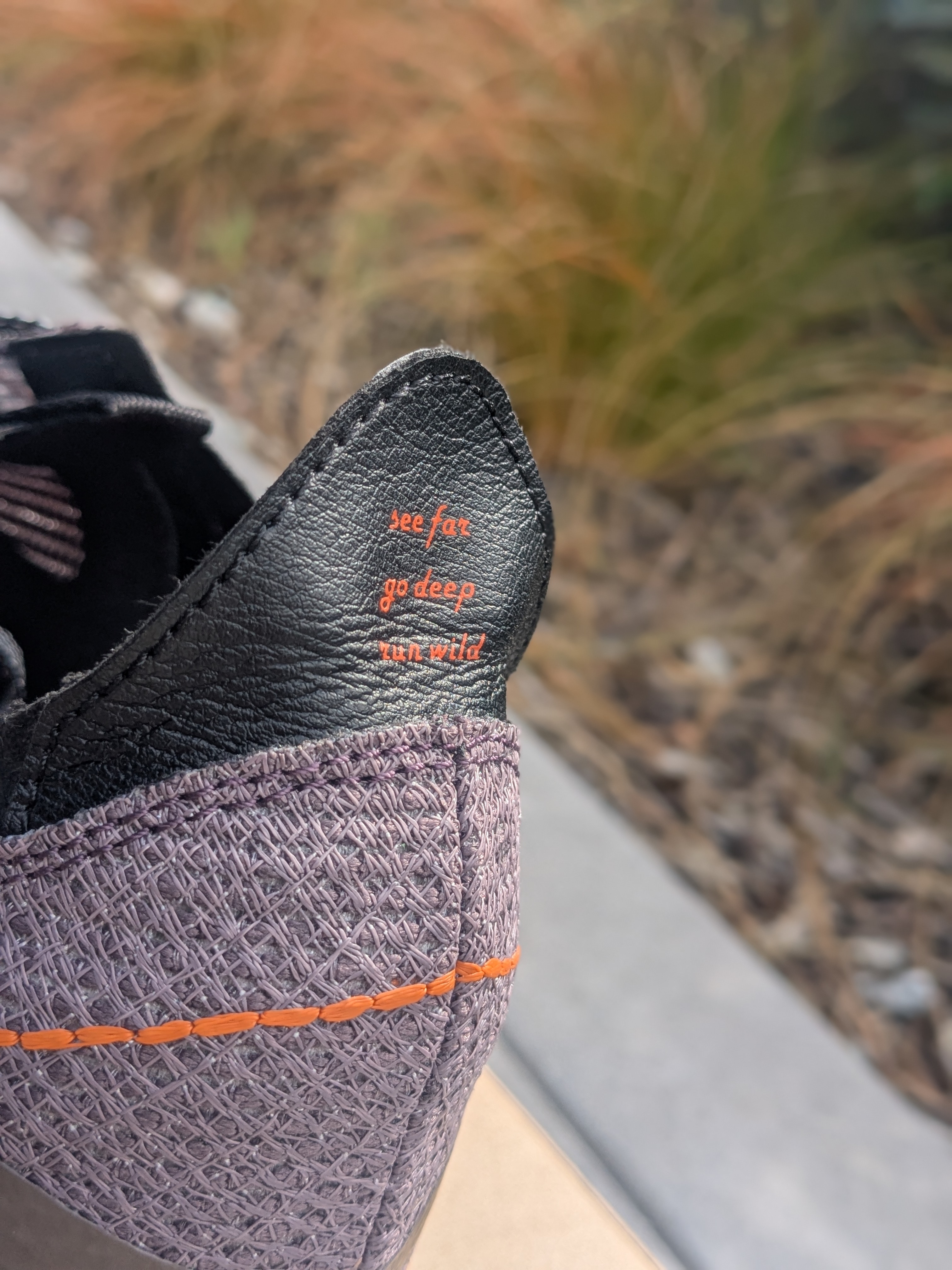 Lono Barefoot Verve heel tab and ankle cuff detail