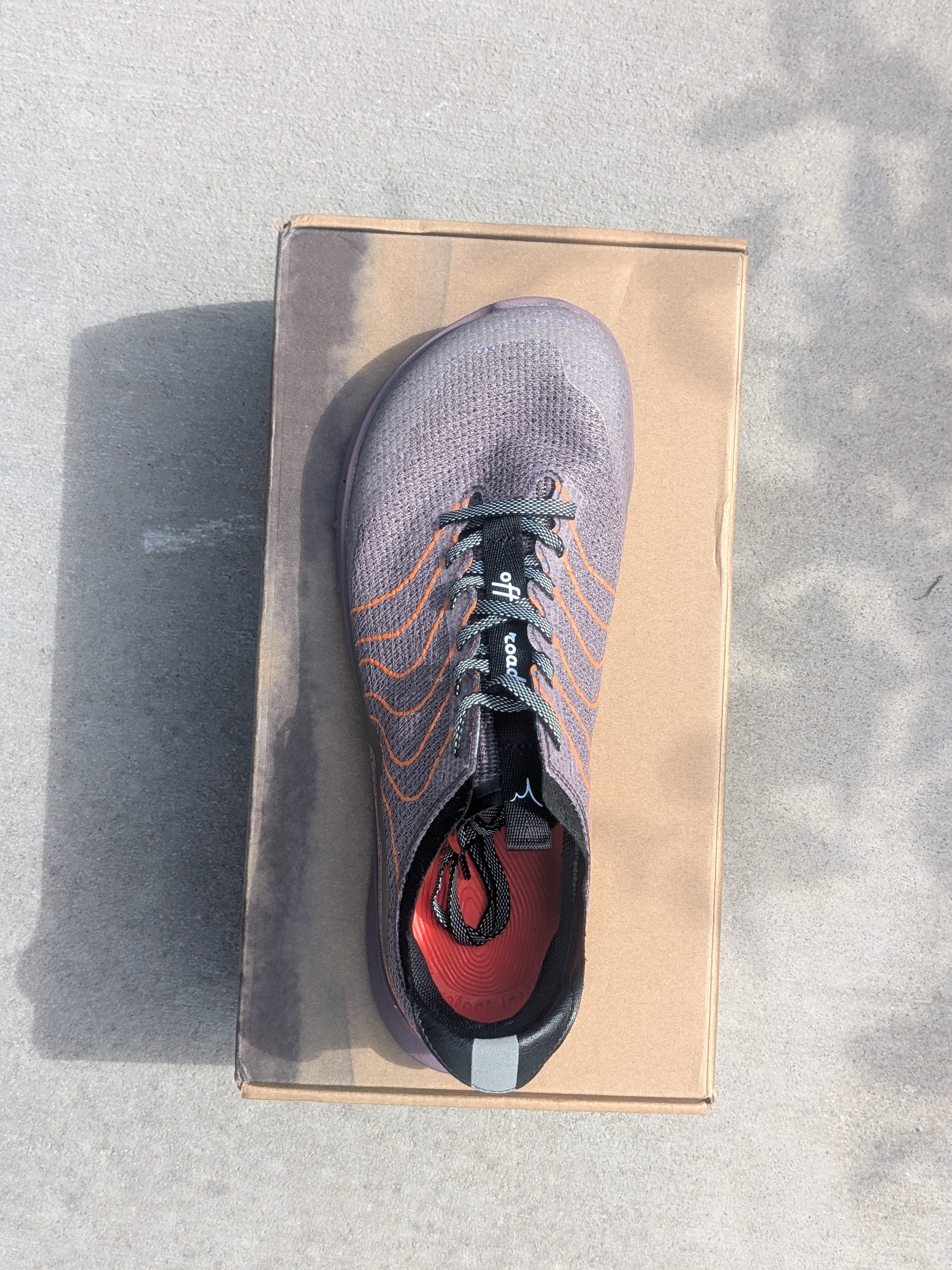 Lono Barefoot Verve top-down showing toe box shape