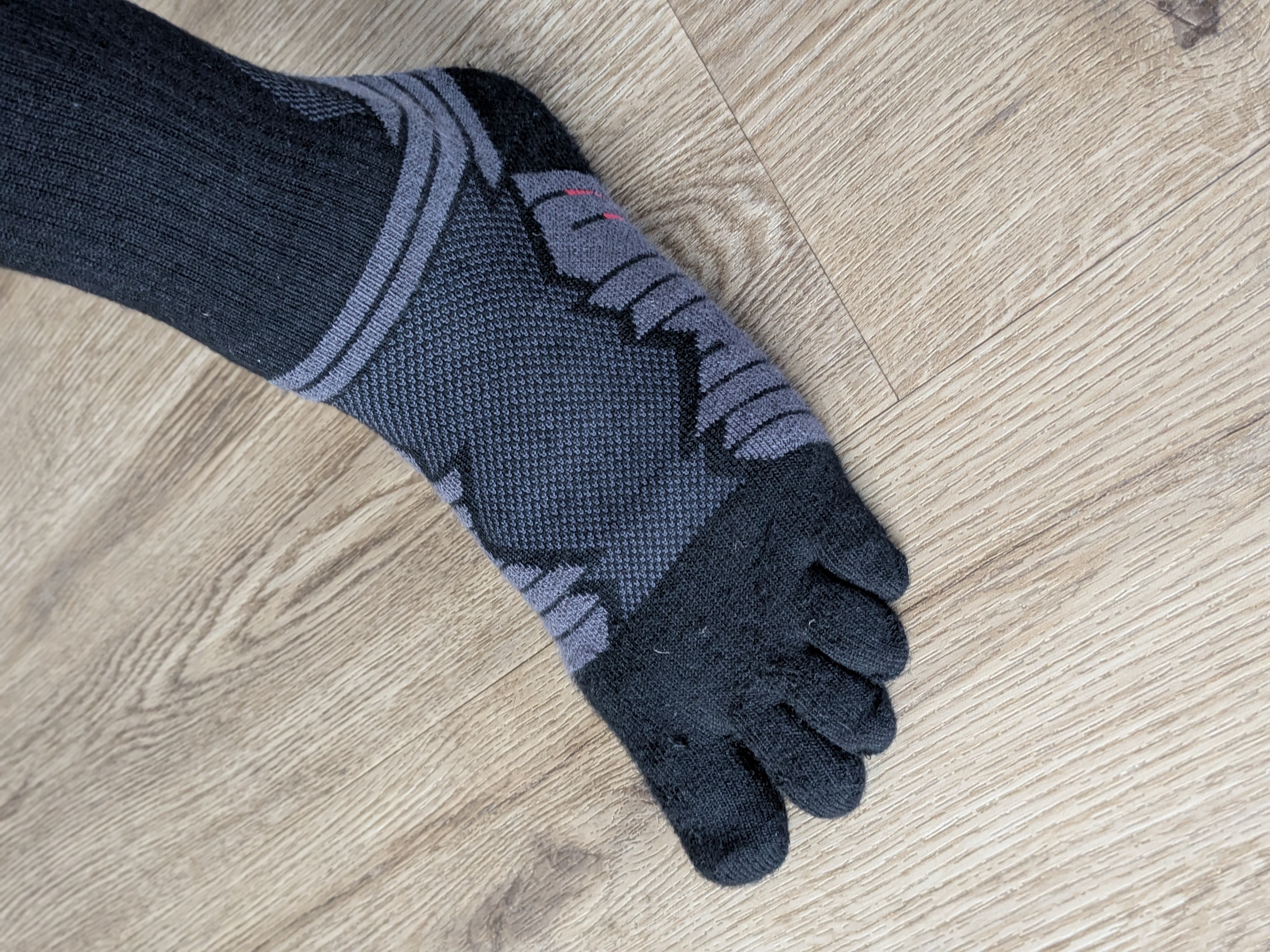 Injinji Ultra Run Crew toe detail showing the padded toe pockets